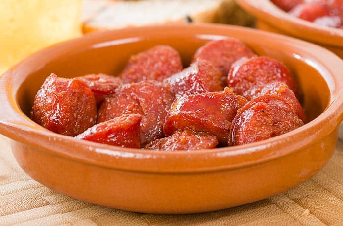 Chorizo a la sidra, receta asturiana - Comedera - Recetas, tips y consejos  para comer mejor.