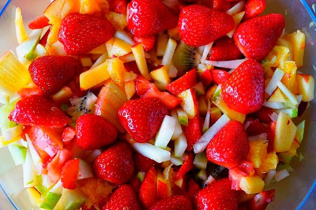 Cómo hacer ensalada de frutas - Receta fácil y deliciosa