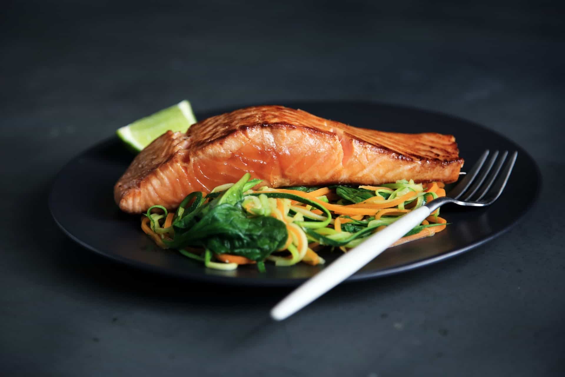 métrico Normal Comparar Receta de salmón al horno fácil en 20 minutos - Comedera - Recetas, tips y  consejos para comer mejor.