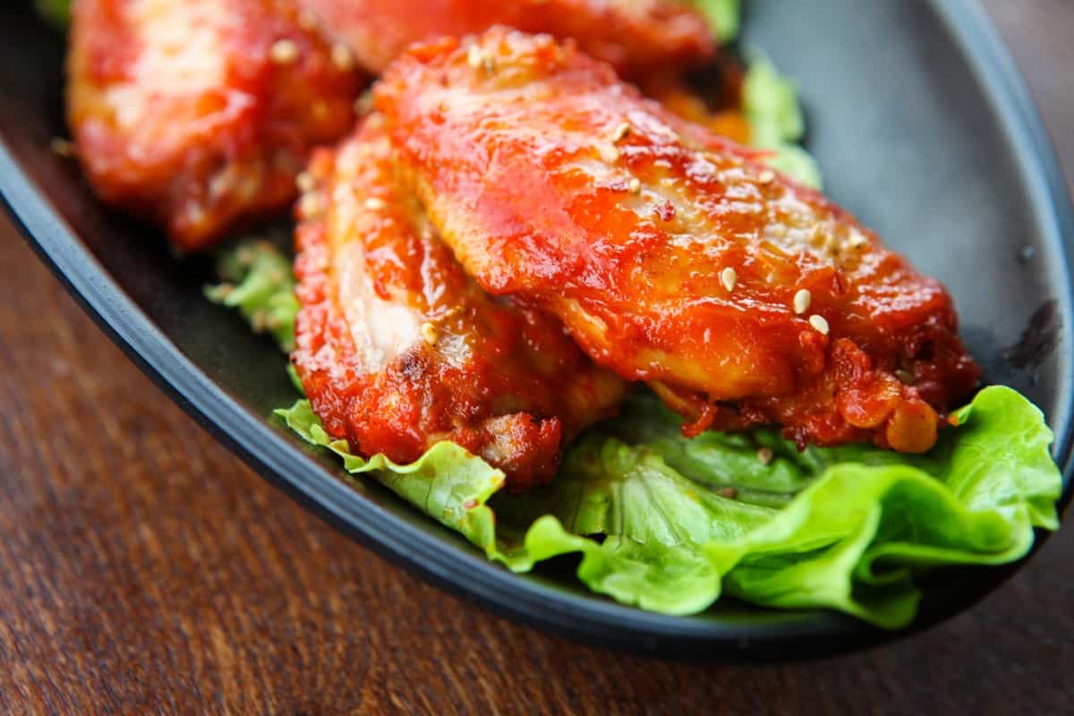 Alitas de pollo en salsa: receta casera - Comedera - Recetas, tips y  consejos para comer mejor.