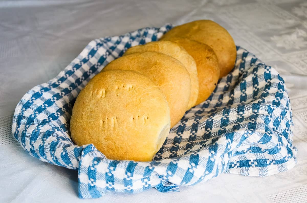 Pan amasado chileno