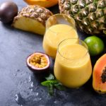 smoothie aux fruits tropicaux