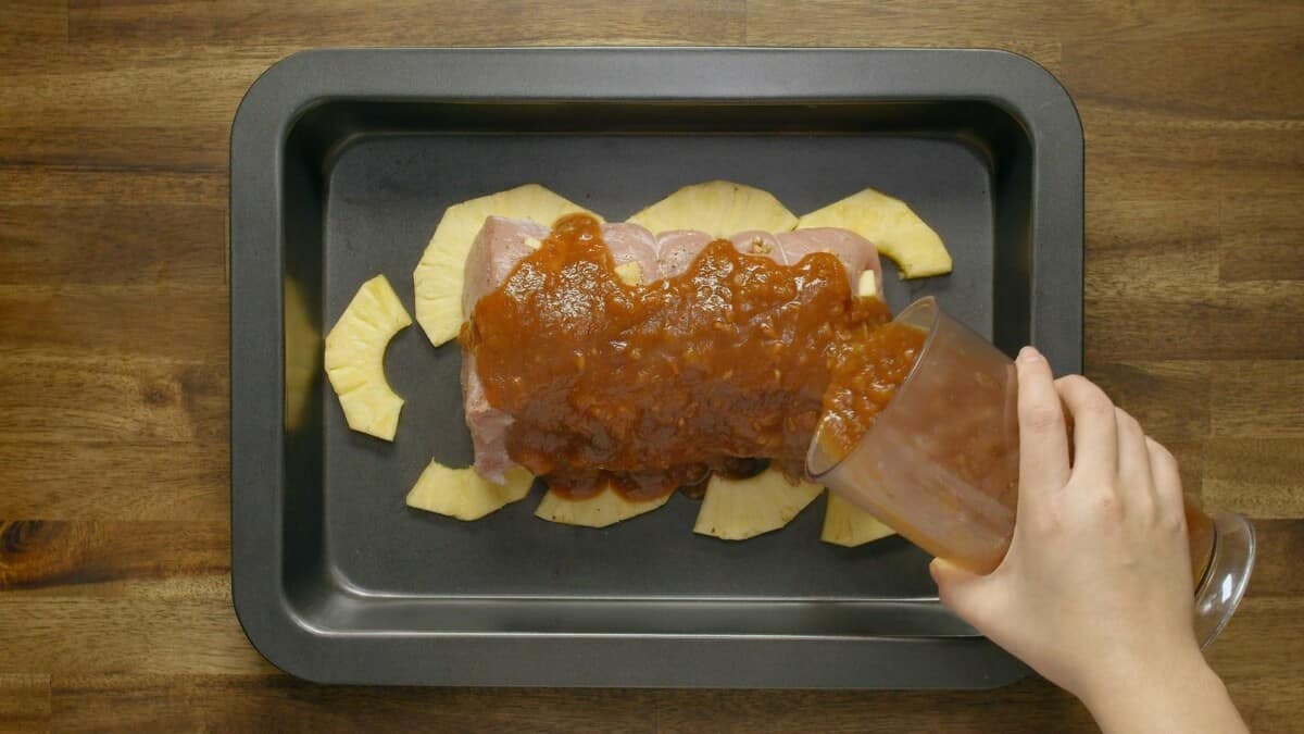 Cómo hacer una pierna de cerdo en salsa de piña y chipotle - Comedera -  Recetas, tips y consejos para comer mejor.