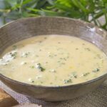 sopa de queso cheddar y brócoli